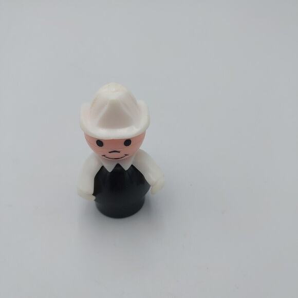Fisher Price Little People Fireman Fire Chief White Helmet Vintage EUC - Picture 4 of 5